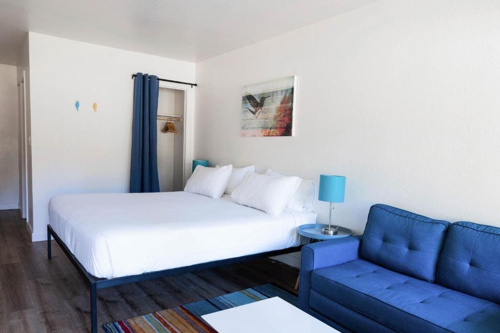 Bohemian King room - Image 1