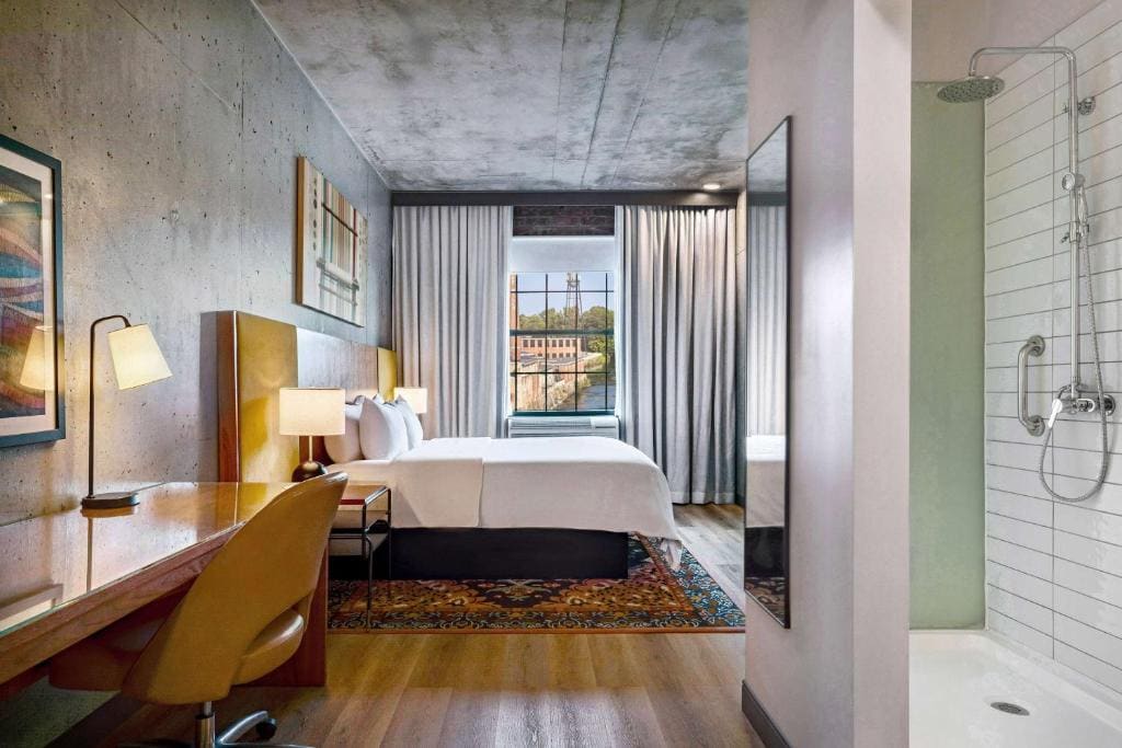 King Room - River View room - Image 2