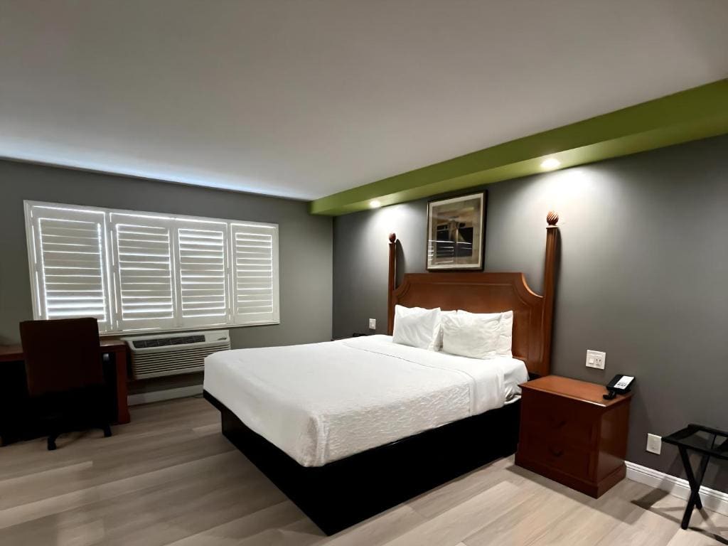 King Room room - Image 1
