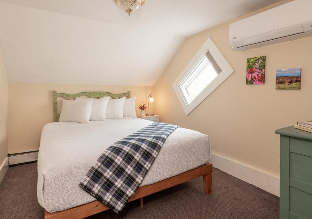 Two-Bedroom Suite room - Image 1