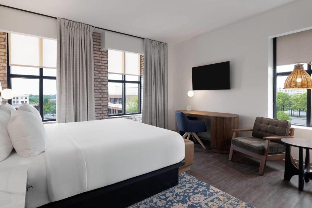 King Corner Room room - Image 2