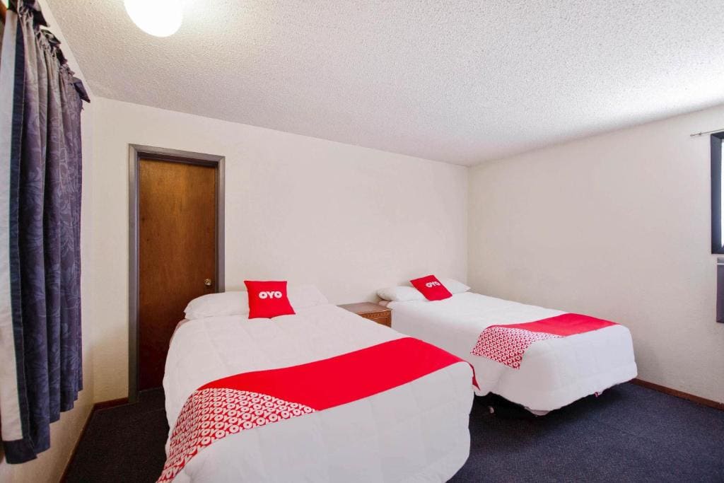 2 Full Beds Non-Smoking room - Image 3