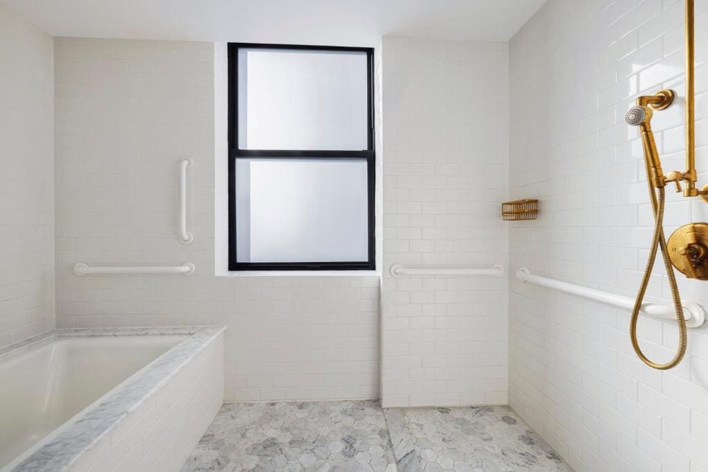 King Suite with Tub and Roll In Shower - Mobility Accessible room - Image 2