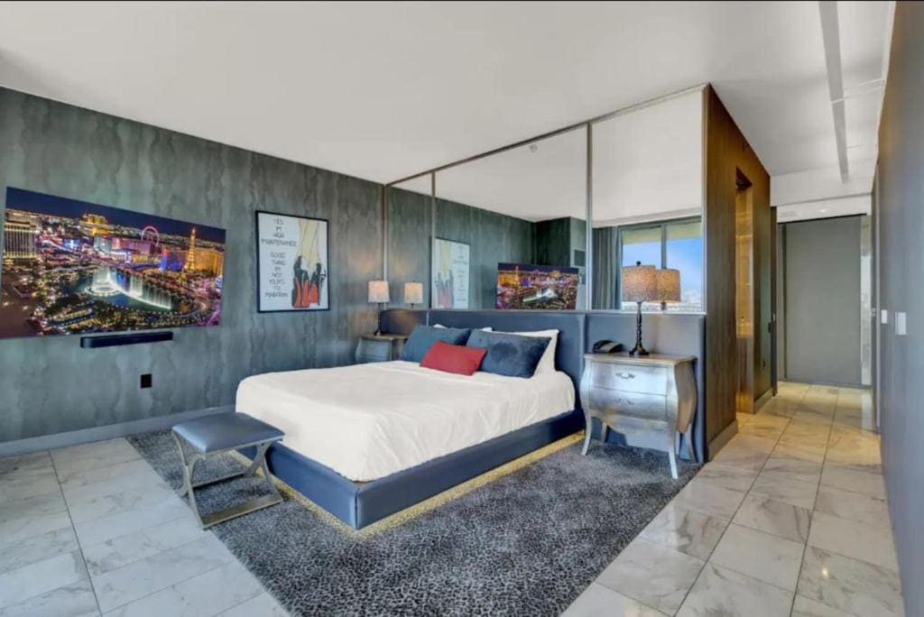 Suite with Balcony room - Image 1