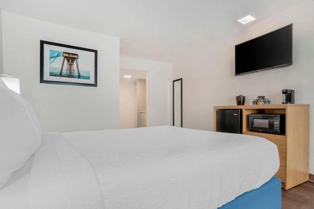 Queen Room - Non-Smoking room - Image 2