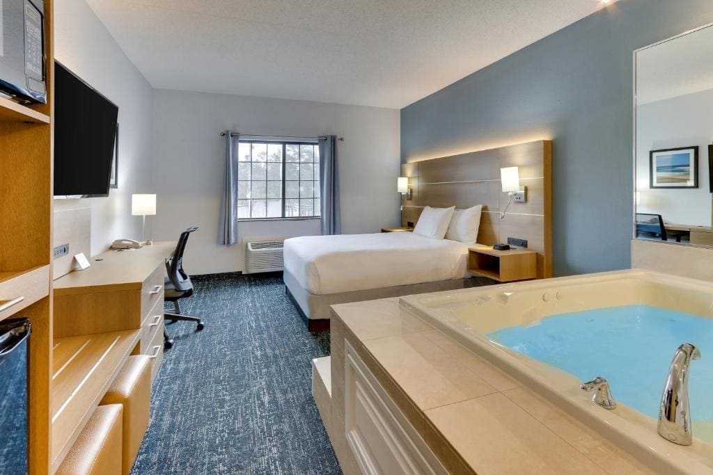 Queen Room room - Image 2