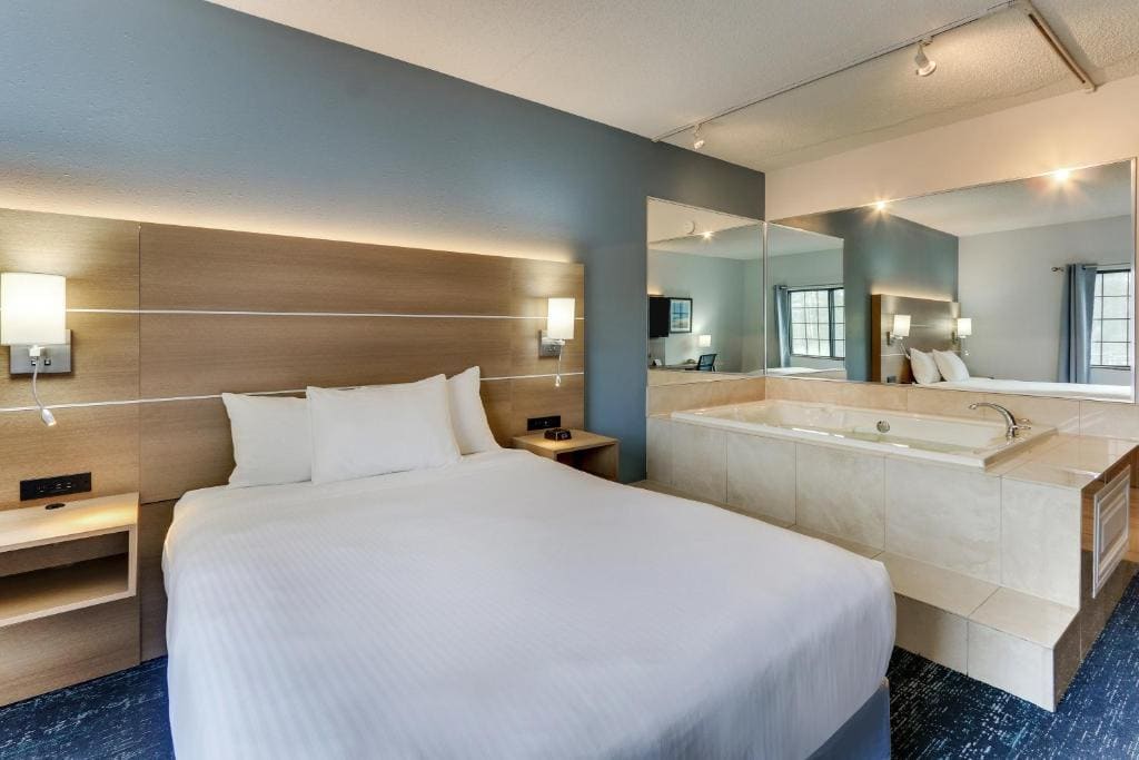 Queen Room room - Image 1