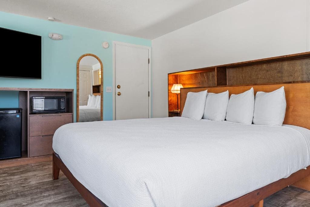 Standard King Room room - Image 1