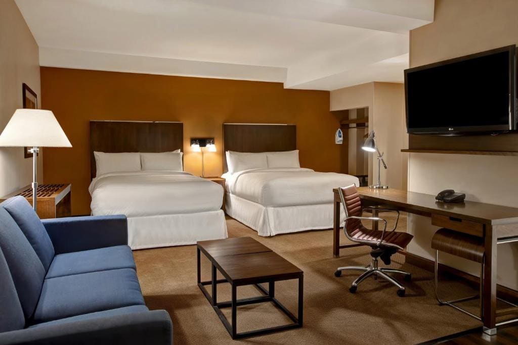 Junior Suite, 2 Queen, Sofa bed, Tower Building room - Image 2