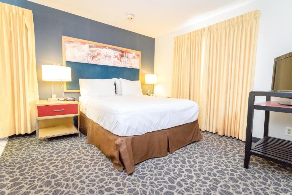 Deluxe Double or Twin Room room - Image 1