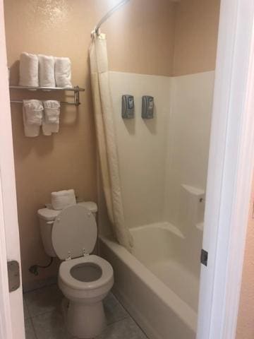 King Room - Non-Smoking room - Image 3