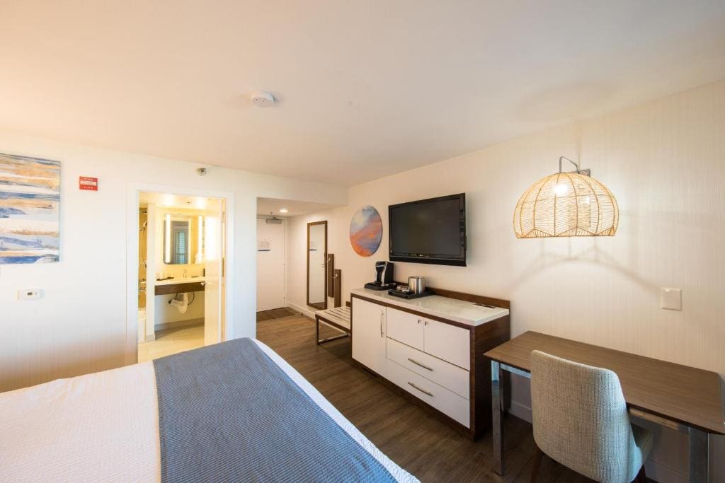 King Room with Ocean View room - Image 2
