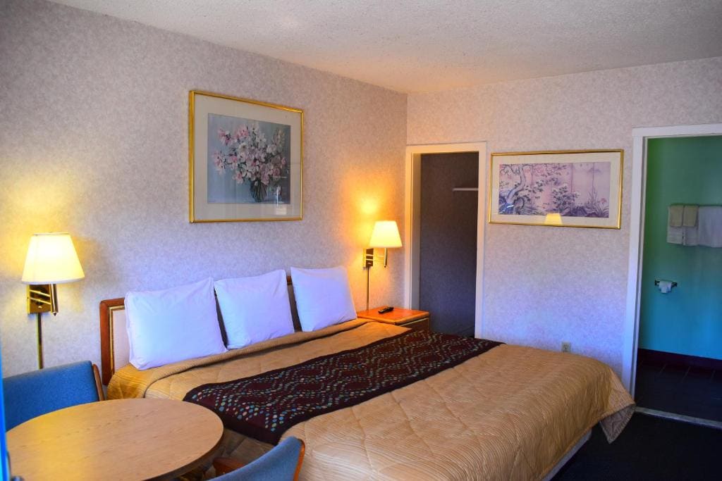 King Room room - Image 3