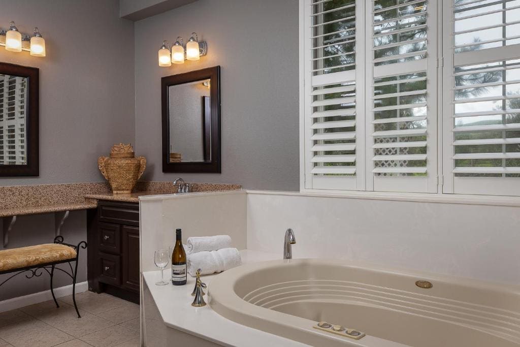 Suite with Garden View room - Image 1