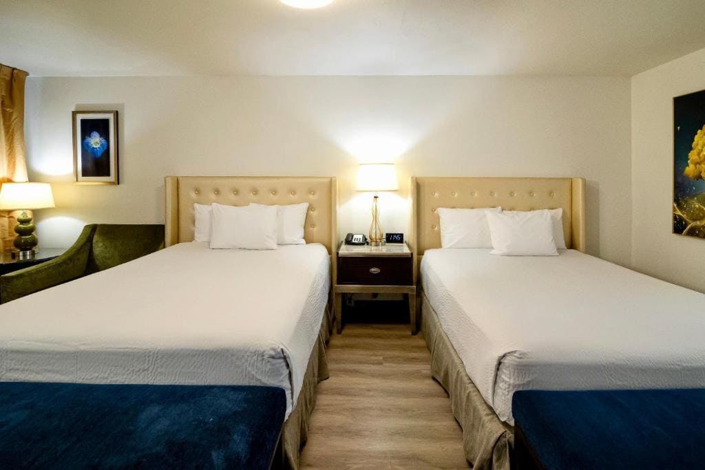 King Room - Non-Smoking room - Image 1