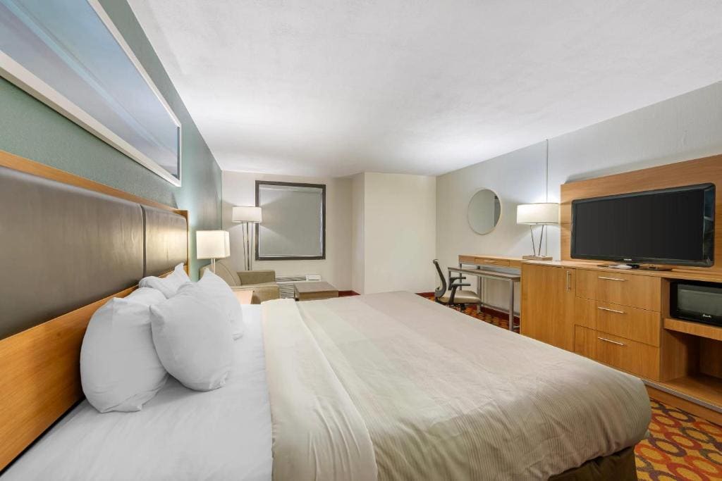 King Room - Non-Smoking room - Image 1