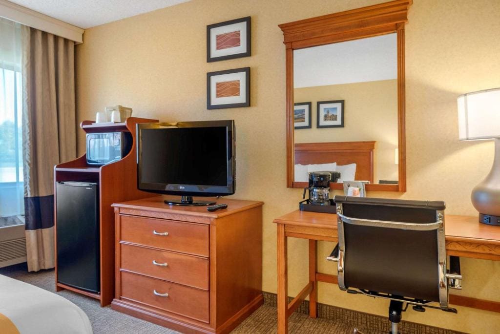 King Room - Accessible/Non-Smoking room - Image 1