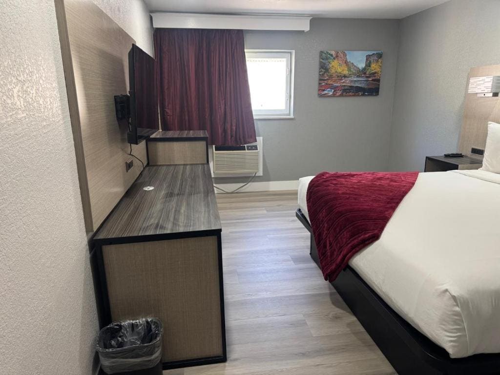 Superior King Room room - Image 3