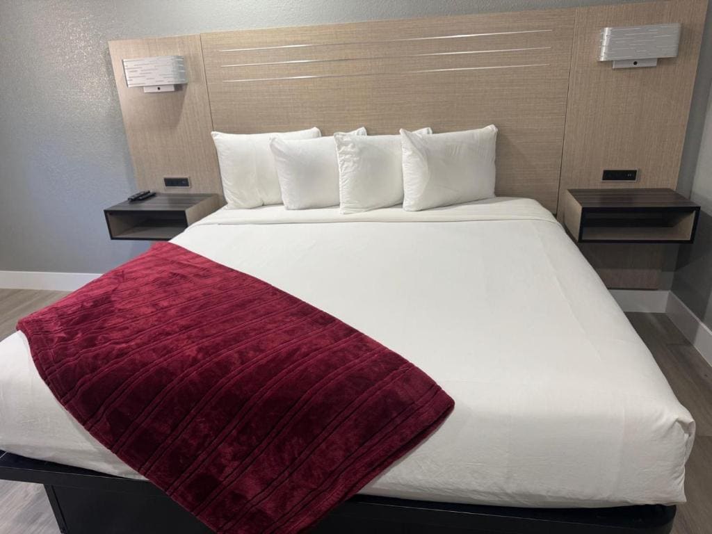 Superior King Room room - Image 2