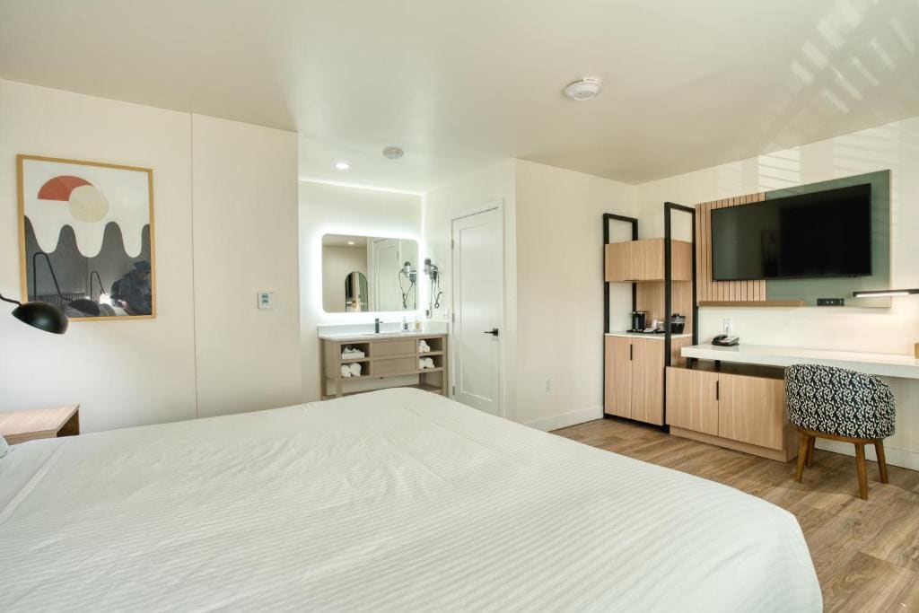 Superior King Room room - Image 3