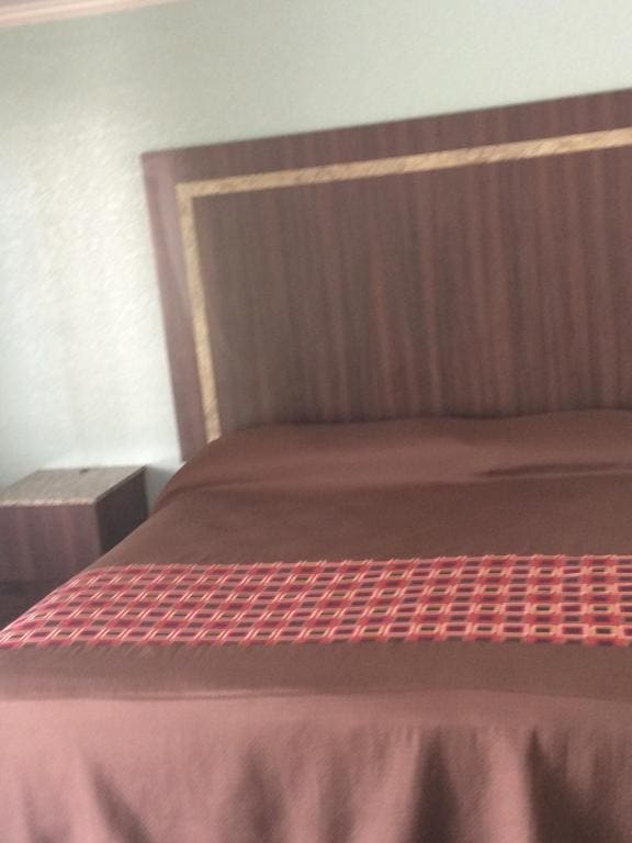 Standard King Room room - Image 3