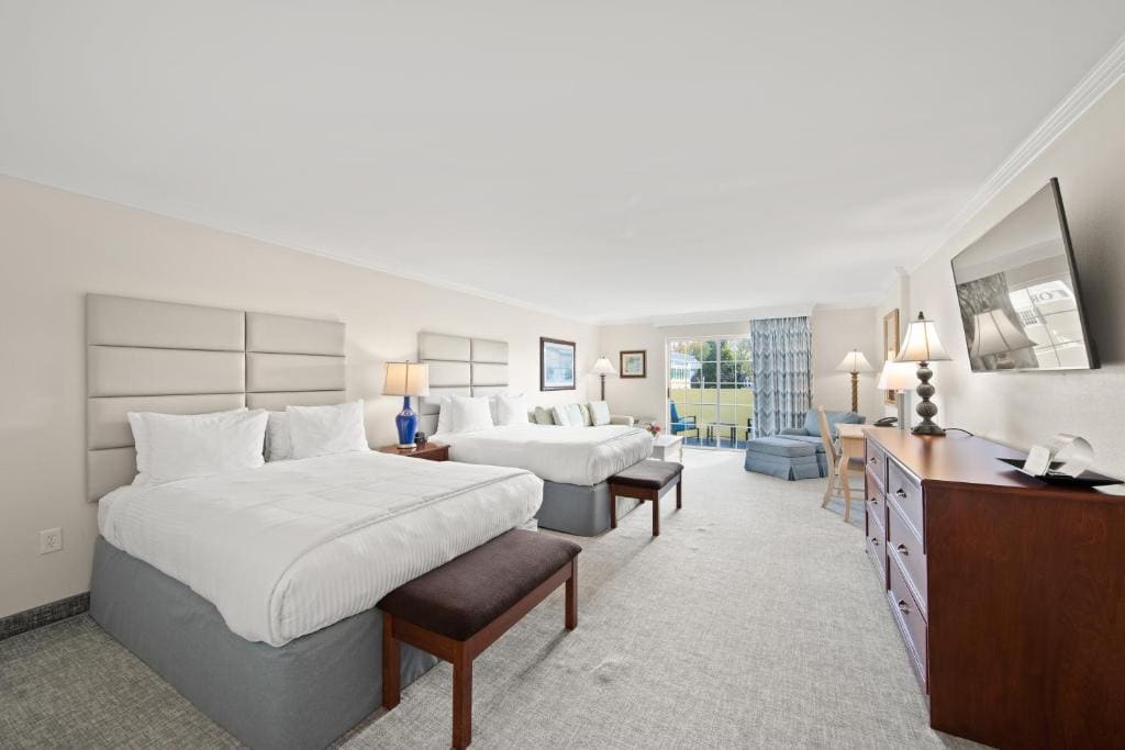 Superior Queen Room room - Image 1