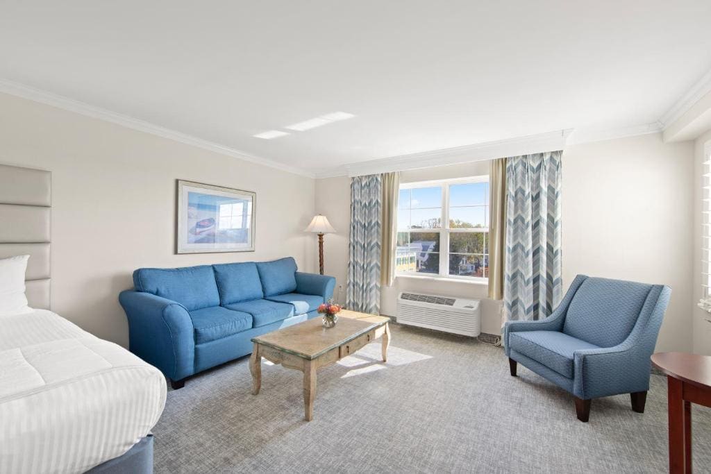 Superior Queen Room room - Image 3