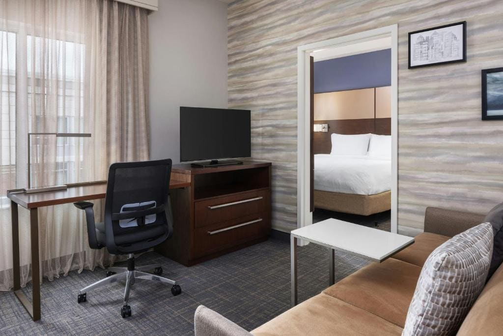 Two-Bedroom Suite room - Image 2