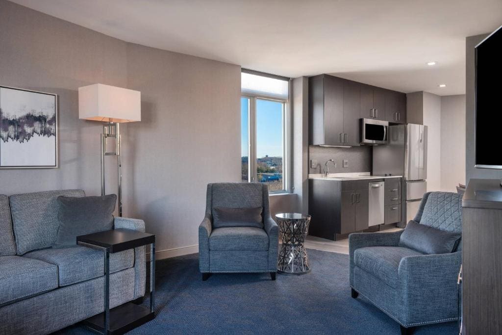 One-Bedroom King Suite with Sofa Bed room - Image 1