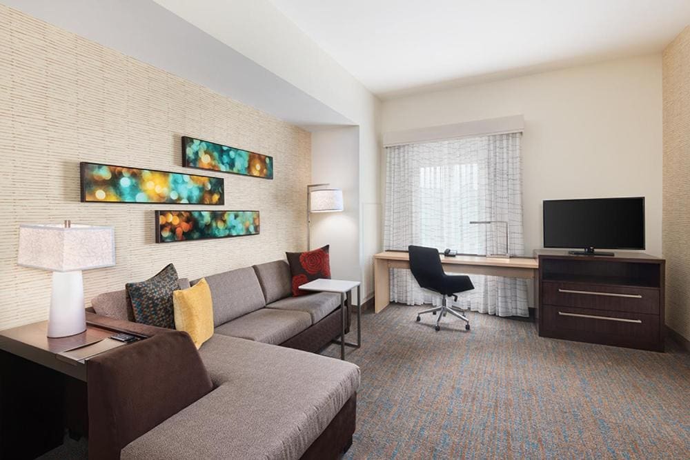 One-Bedroom King Suite with Sofa Bed room - Image 2