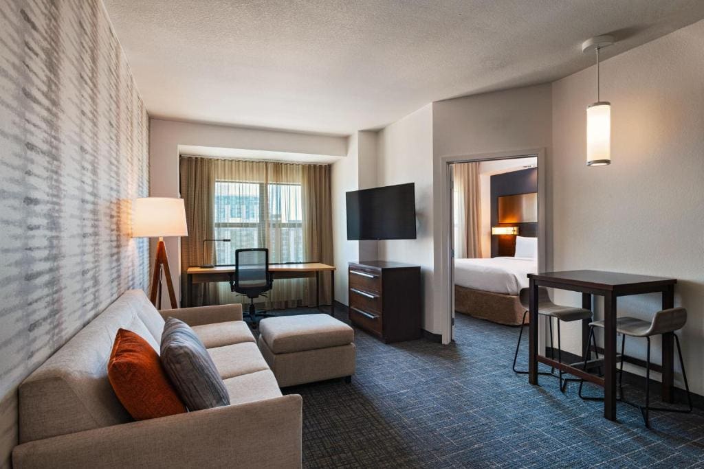 Two-Bedroom Suite room - Image 2