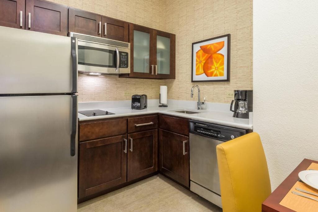 One-Bedroom Queen Suite with Sofa Bed room - Image 1