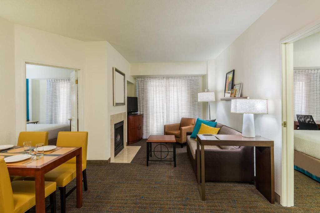 Two-Bedroom Suite with Fireplace - Mobility Accessible with Roll-in Shower room - Image 1