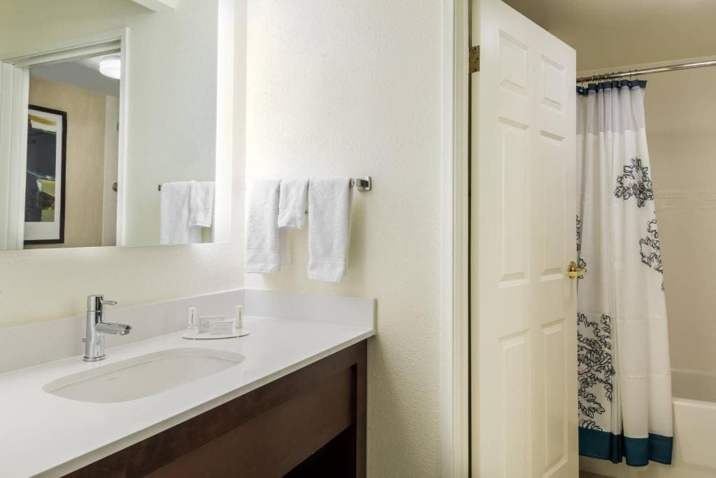 One-Bedroom Queen Suite with Sofa Bed room - Image 2