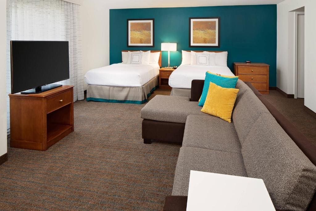 Double Studio with Sofa Bed room - Image 2