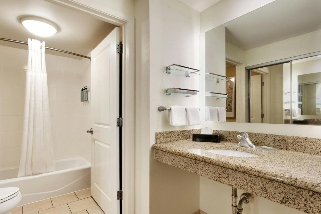 Two-Bedroom Suite room - Image 2
