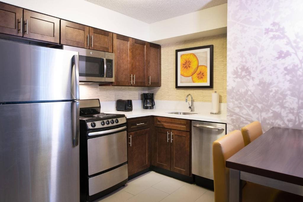 Two-Bedroom King Suite with Sofa Bed room - Image 3