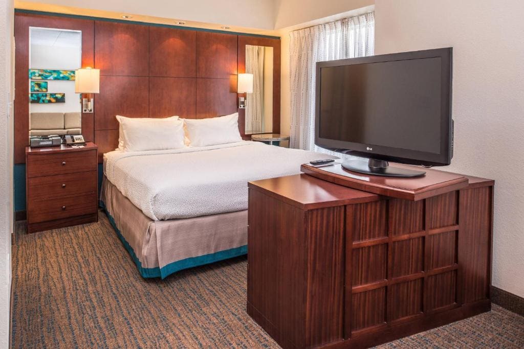 Deluxe King Studio room - Image 2