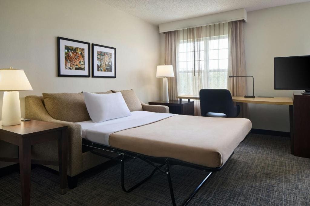King Studio with Balcony room - Image 1