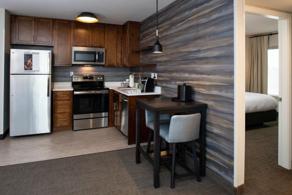 One-Bedroom King Suite with Sofa Bed room - Image 1