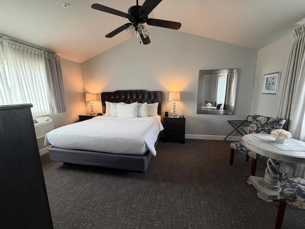 Executive Suite room - Image 1