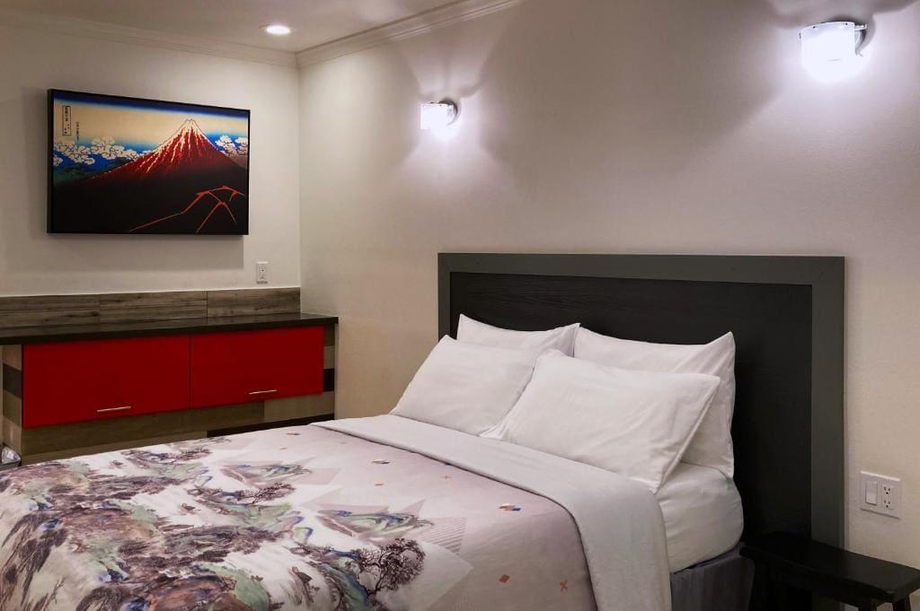 Queen Room room - Image 2