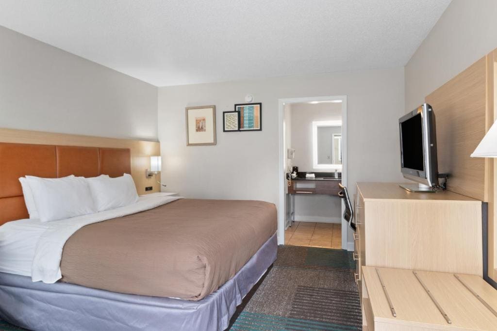 King Room room - Image 1