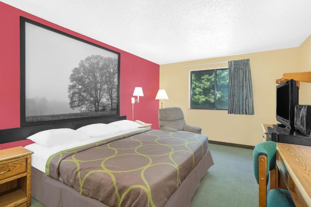 King Room - Non-Smoking room - Image 1