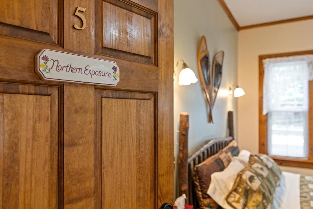 Queen Studio - Disability Access room - Image 1