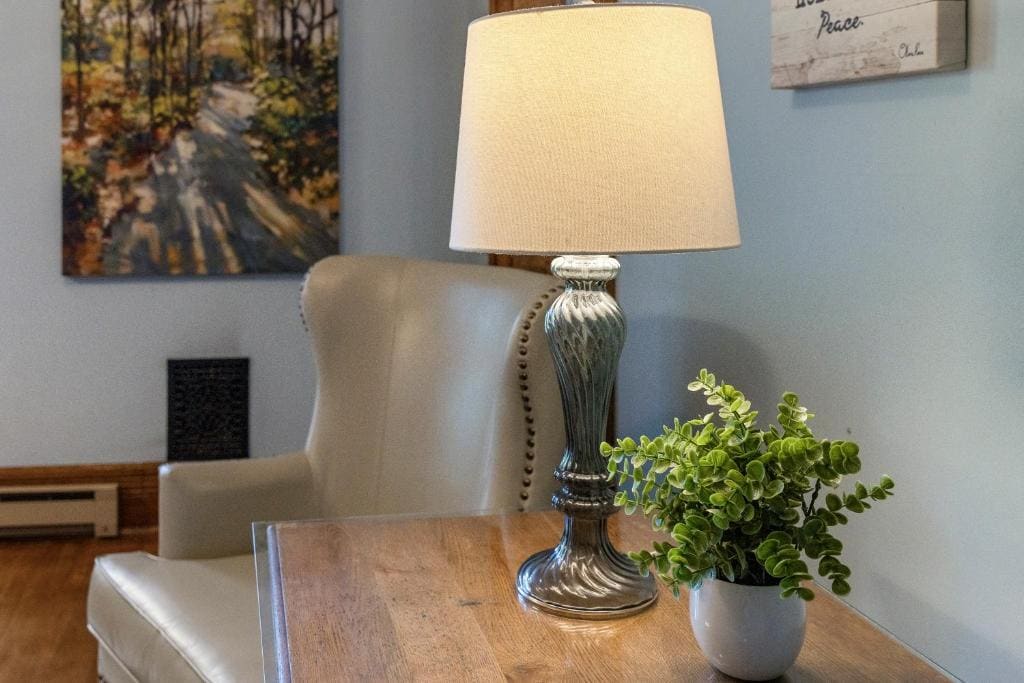 King Suite room - Image 3