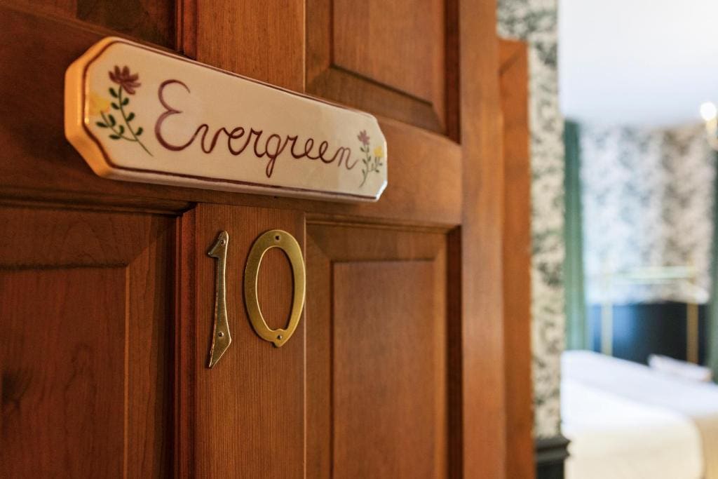 Queen Room room - Image 2