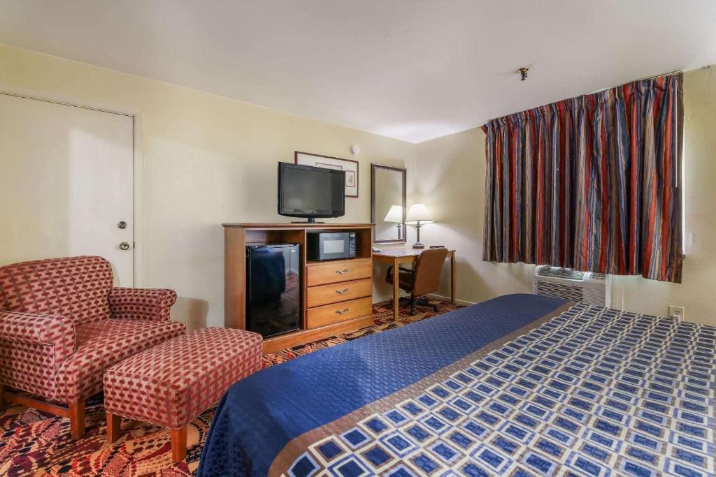 Standard Queen Room - Non Smoking room - Image 3