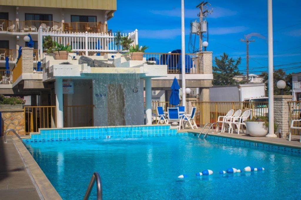 Deluxe Double Room with Sea View room - Image 1