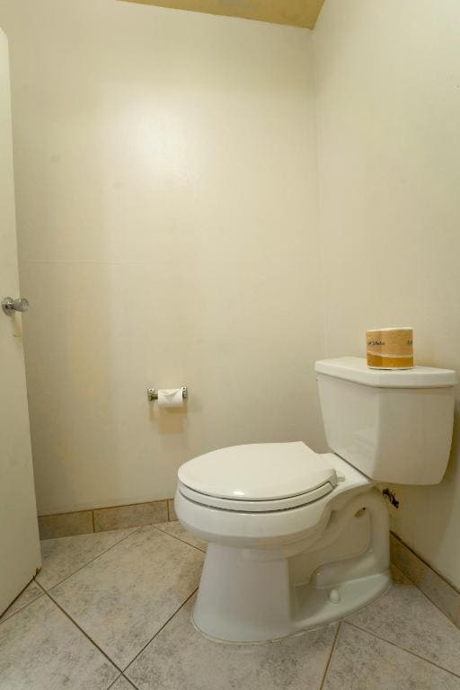 Pool View King Bed room - Image 1